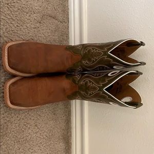 Justin Square Toe Boots size 9D